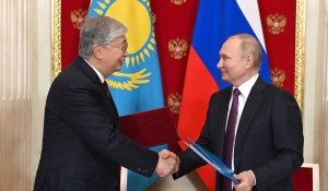 Казахстан не является "антиРоссией": Токаев уверяет что сотрудничество с соседом продолжится