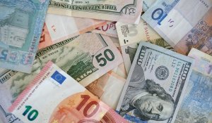 Курс валют на 21 октября 2023 года: доллар, рубль и евро