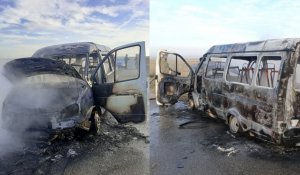 Внутри были 14 детей: автобус полностью сгорел на трассе в Костанайской области