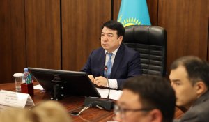 «Не может управлять даже школой»: Министр Гани Бейсембаев ответил на вопрос о своей отставке