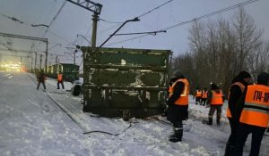 Тепловоз столкнулся с поездом на станции Петропавловск