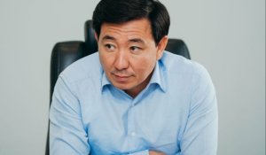 Нехватка ученических мест в казахских школах Усть-Каменогорска – как аким решает проблему