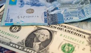 Курс валют на 10 января 2024 года: доллар, рубль и евро