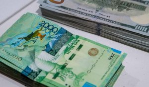 Доллар, евро и рубль в обменниках Казахстана 22 января