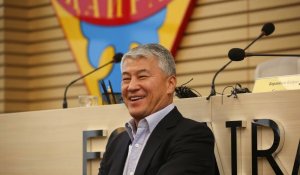 В Париж несмотря ни на что: Кайрат Боранбаев собирается вылететь из страны