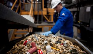 Опасные медицинские отходы незаконно складировались в Костанайской области