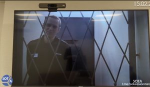 "Бодр, здоров и весел". Предсмертное видео Алексея Навального, снятое 15 февраля в зале суда