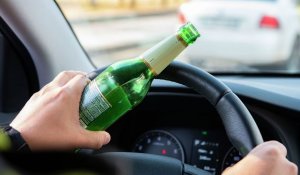 15 суток и лишение прав на 7 лет: В Акмолинской области аким пьяным сел за руль