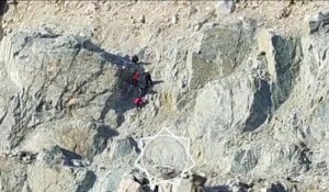 Заблудившиеся туристы найдены и спущены с горы