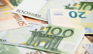 Курс валют на 28 марта 2024 года: доллар, рубль и евро
