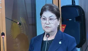 «Я потерпела фиаско»: Мать Бишимбаева попросила прощения на суде