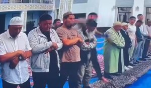 Ударил за слово «Аминь»: молящиеся подрались в мечети
