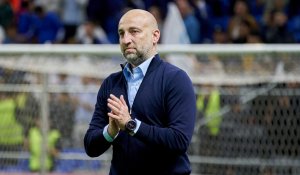 Магомед Адиев покинул пост главного тренера сборной Казахстана по футболу – названа причина