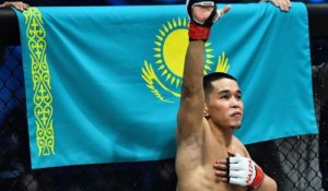 Асу Алмабаев выиграл исторический бой в UFC
