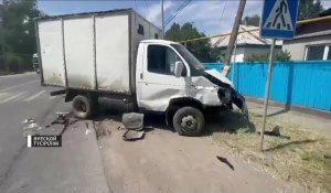 Двух девочек сбил грузовик в Алматинской области