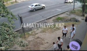 Парень сбил ребенка на самокате в Алматы