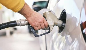 В Казахстане абсолютный профицит бензина: министр энергетики прокомментировал слухи о росте цен