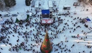 Более 200 Дедов Морозов поддержали борьбу с наркозависимостью в Риддере