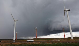 В Жамбылской области построят две крупные ветряные электростанции общей мощностью 2 ГВт