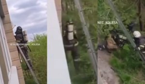В Усть-Каменогорске спасатель сорвался с высоты во время тушения пожара