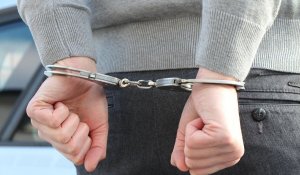 Подозреваемого в мошенничестве казахстанца экстрадировали из Польши