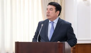 Зарплаты классных руководителей: почему надбавки до сих пор не увеличили – ответ министра