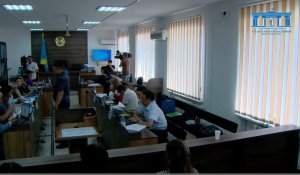 «Вопросов много не будет, я договорился»: в сети обсуждают фрагмент трансляции суда по делу Шерзата
