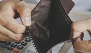 28,5 тысячи казахстанцев официально признаны банкротами