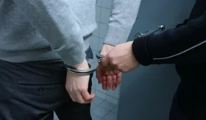 Скрылся с миллионами: мошенника из Казахстана поймали в Албании
