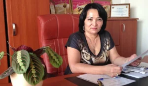 «Даже мои бриллианты будут твоими»: мать Кайрата Нуртаса публично назвала внучку своей наследницей