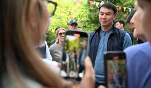 Аким Алматы поручил ускорить темпы модернизации освещения во дворах и на улицах города