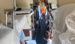 Скандал в КТЖ: пассажиры шесть часов провели в вагоне без воды и воздуха по пути на Алаколь