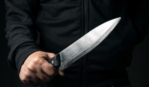В Астане подозреваемый мужчина зарезал свою бывшую девушку и её младшего брата