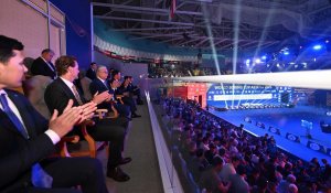 Токаев посетил финальные бои Кубка мира по боксу в Астане