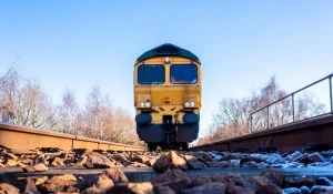 Мать выбросила младенца на рельсы в Караганде: вынесен приговор
