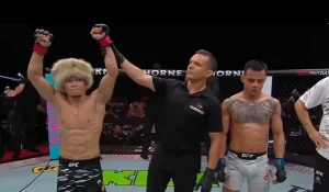 Казахстанец Асу Алмабаев одержал пятую победу в UFC