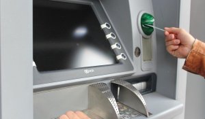 Аферисты «из профкома» завода обманули женщину из Павлодара на 15 млн тенге