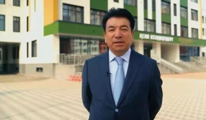 Как решается проблема трехсменных школ в Алматы и Астане, рассказал министр просвещения