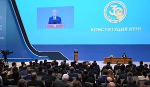 Токаев: Вернуться в прошлое не позволят молодые казахстанцы