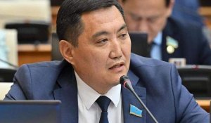 Депутат Базарбек объяснил свои слова о «зарплате в 20 миллионов тенге»