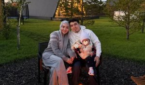 «Свет наших глаз»: Фариза Торeали впервые показала лицо своей дочери