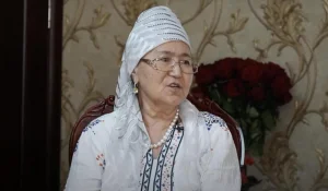 Маме Бекзата Саттарханова в Астане вручили ключи от квартиры