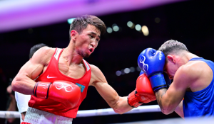 Боксер Махмуд Сабырхан принес Казахстану второе золото чемпионата мира