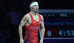Историческая медаль! Айдос Султангали завоевал золото чемпионата мира по греко-римской борьбе