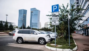Парковочный скандал в Астане: депутаты требуют вернуть деньги за неиспользованное время