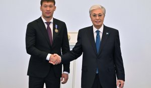 Шавкат Рахмонов награжден орденом «Барыс» II степени