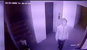 Местные жители бьют тревогу: воры оставляют метки на дверях в Атырау