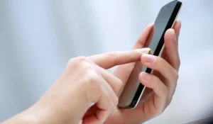 Мошенники маскируются под налоговиков: казахстанцев пугают штрафами и блокировкой счетов