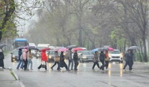 Снег, дождь и гололед: в Алматы объявили предупреждение о непогоде