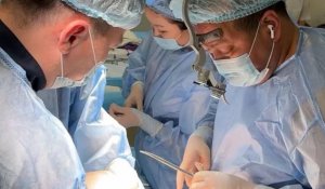 Без шансов? Онкохирурги Алматы спасли жизнь пациентке с тяжёлым сердцем и раком